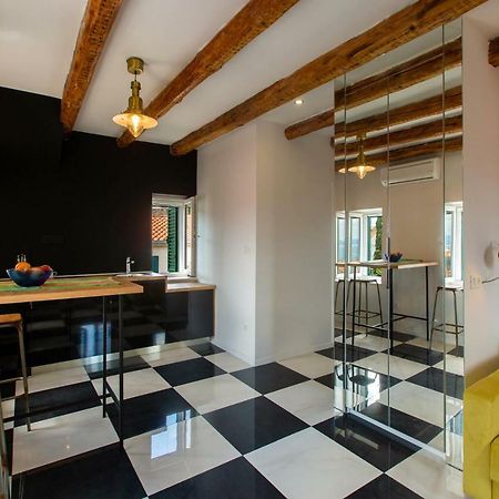 Apartment Smile Lux With View Split Bagian luar foto